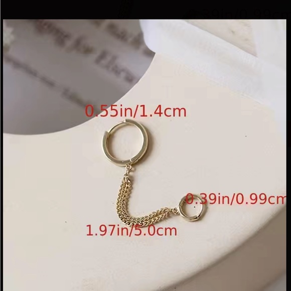 18K Gold Plated Chain Hoop Earring - Picture 4 of 4